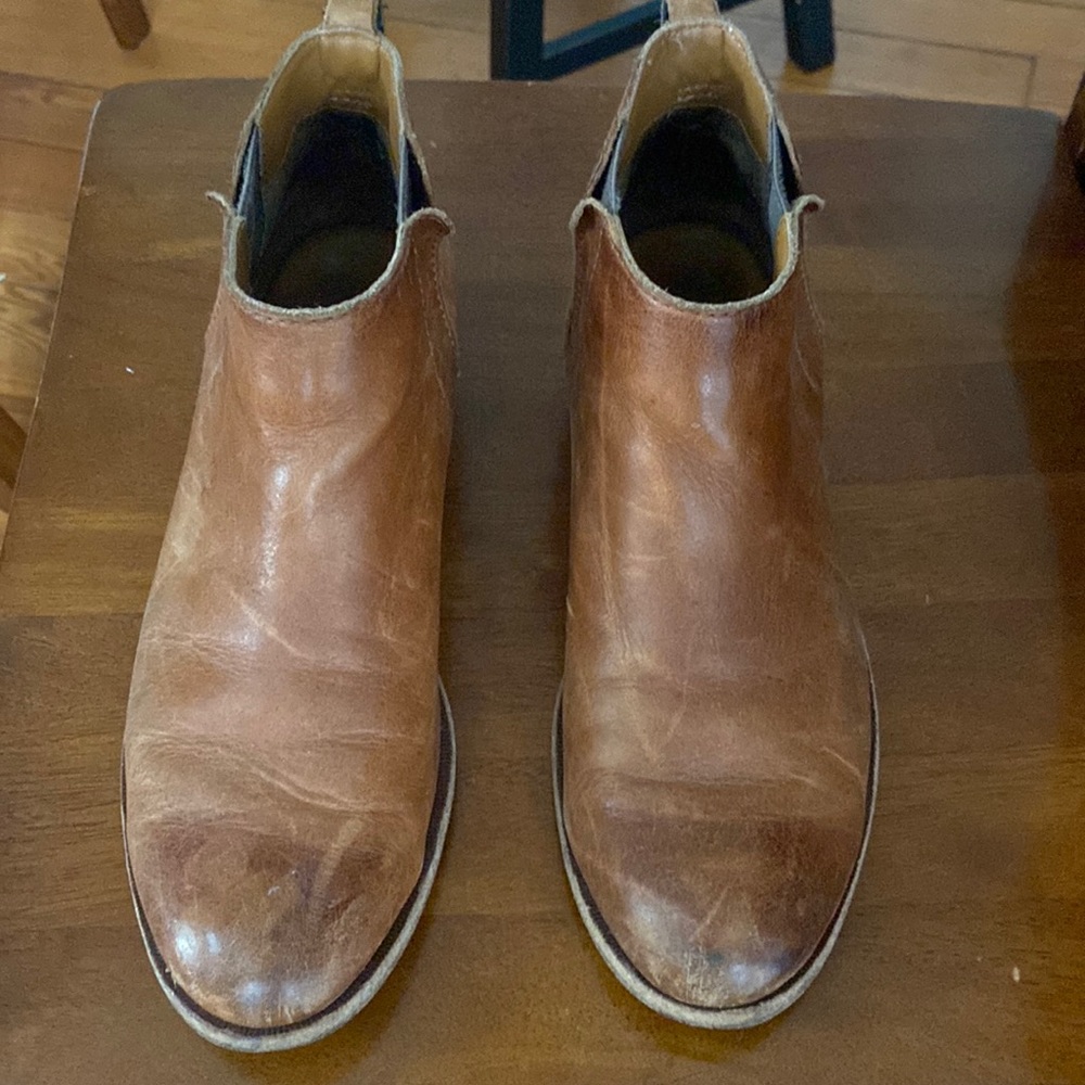 LAST CALL Size 8.5 Kork-ease Velma booties